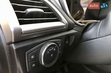 Седан Ford Fusion 2018 в 
