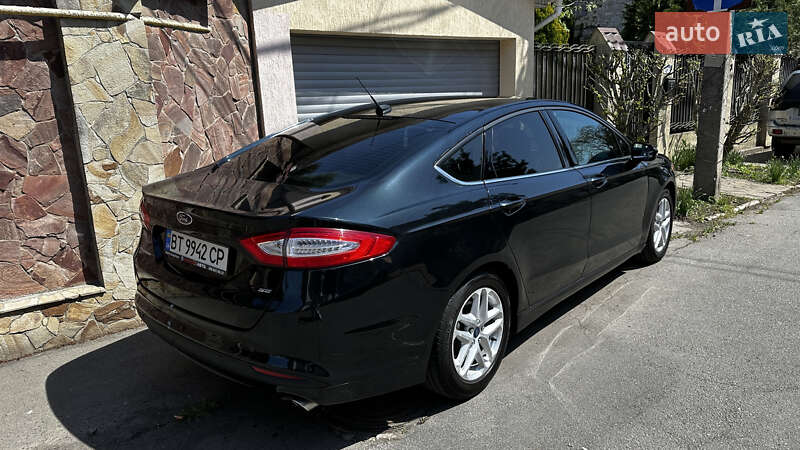 Седан Ford Fusion 2014 в Одесі