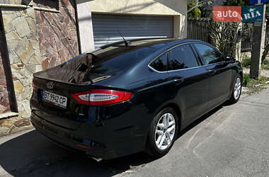 Седан Ford Fusion 2014 в 