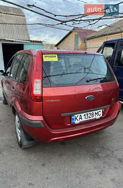 Хэтчбек Ford Fusion 2008 в 
