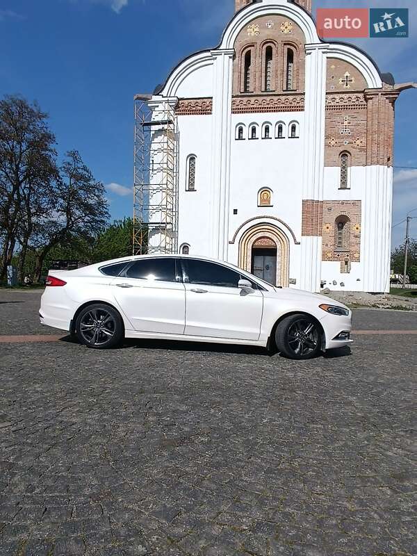 Седан Ford Fusion 2016 в Белой Церкви