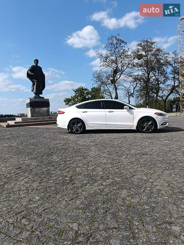 Седан Ford Fusion 2016 в Белой Церкви