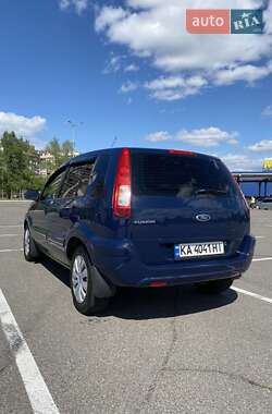 Хэтчбек Ford Fusion 2011 в 