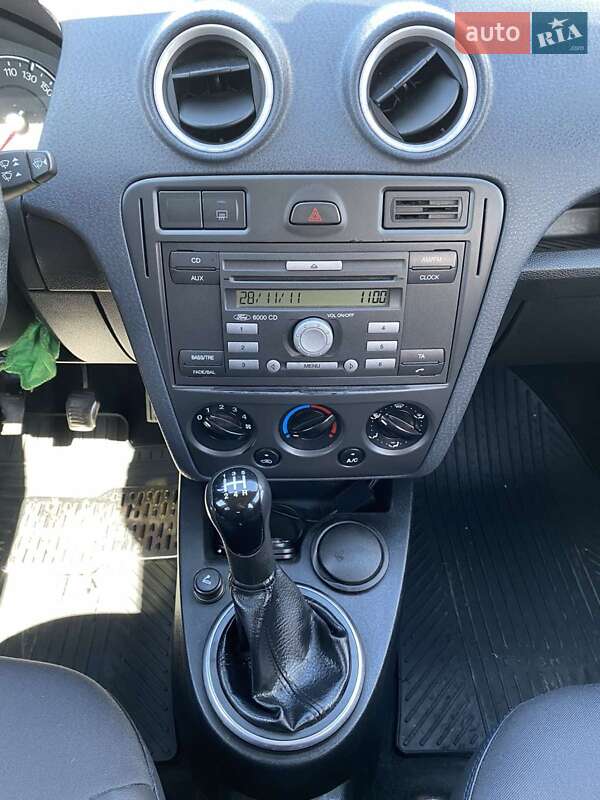Хэтчбек Ford Fusion 2011 в Киеве