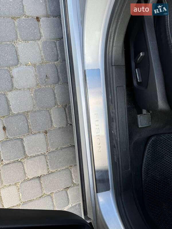 Седан Ford Fusion 2015 в Полтаві