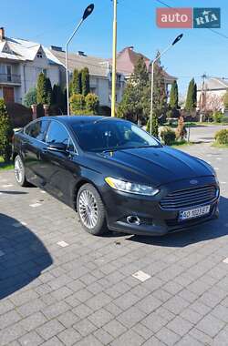 Седан Ford Fusion 2013 в Ужгороде
