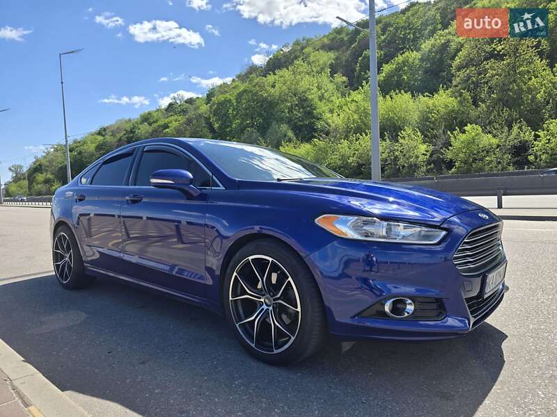 Седан Ford Fusion 2016 в Києві