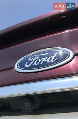 Седан Ford Fusion 2017 в 