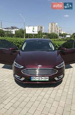 Седан Ford Fusion 2017 в 