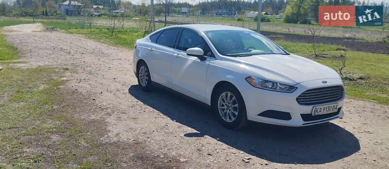 Седан Ford Fusion 2015 в Киеве