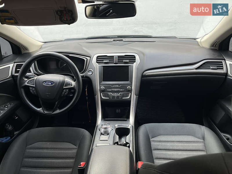 Седан Ford Fusion 2019 в Харькове