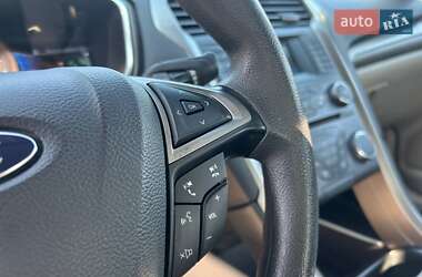 Седан Ford Fusion 2017 в 
