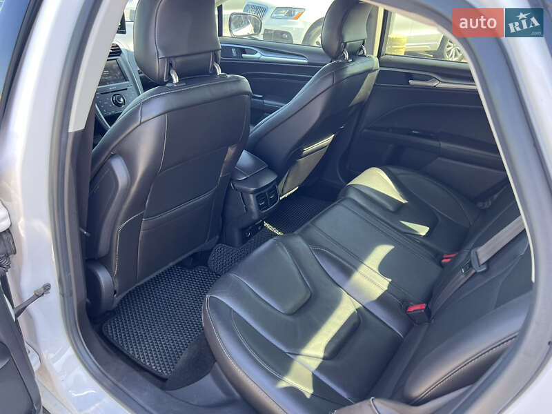Седан Ford Fusion 2014 в Одессе