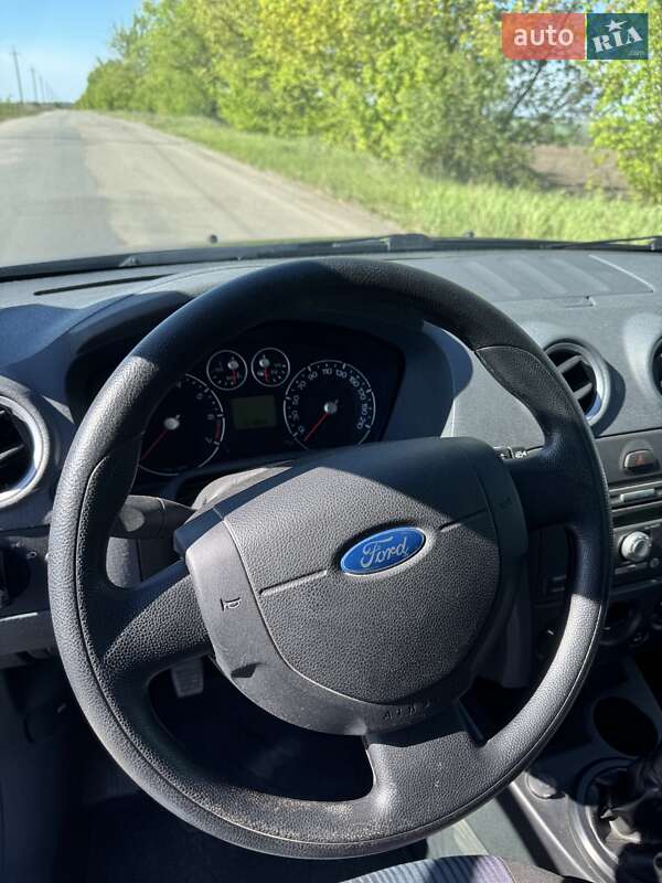 Хэтчбек Ford Fusion 2007 в Гайвороне