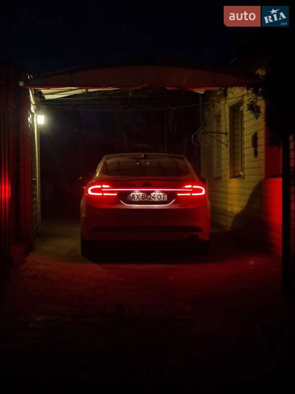 Седан Ford Fusion 2016 в Люботине
