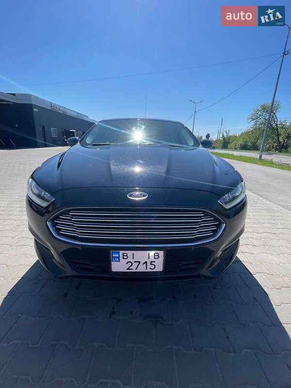 Седан Ford Fusion 2014 в Полтаві