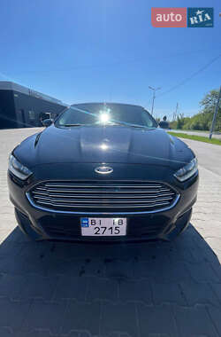 Седан Ford Fusion 2014 в 
