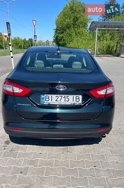 Седан Ford Fusion 2014 в 
