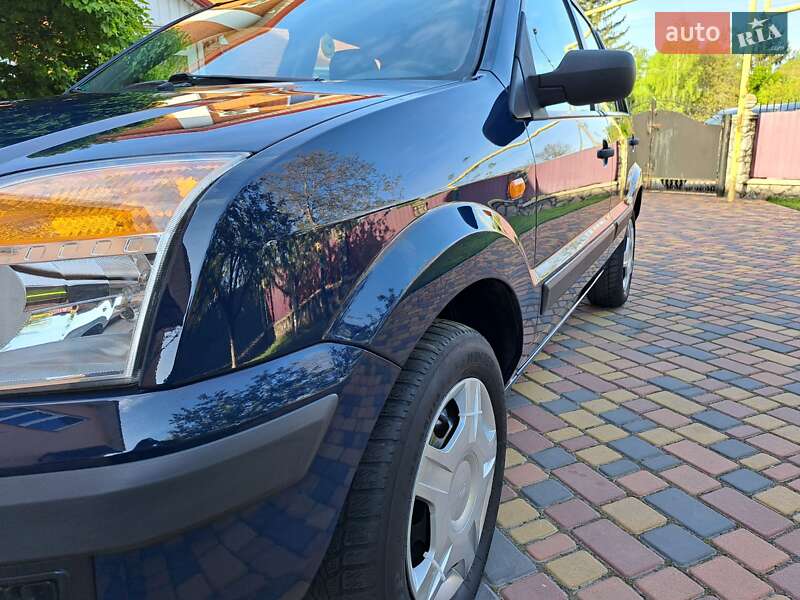 Хэтчбек Ford Fusion 2008 в Умани