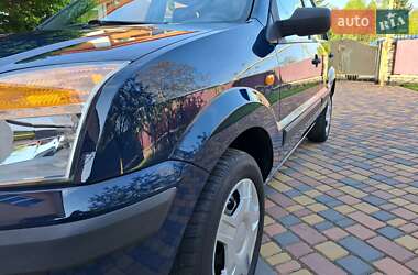 Хэтчбек Ford Fusion 2008 в 