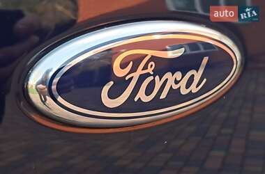 Хэтчбек Ford Fusion 2008 в 