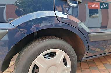 Хэтчбек Ford Fusion 2008 в 