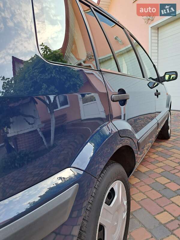 Хэтчбек Ford Fusion 2008 в Умани