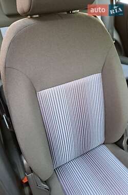 Хэтчбек Ford Fusion 2008 в 