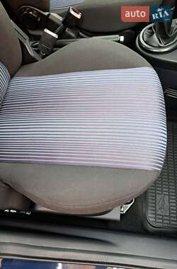 Хэтчбек Ford Fusion 2008 в 