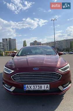 Седан Ford Fusion 2017 в 