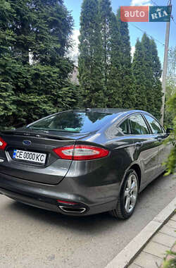 Седан Ford Fusion 2015 в 