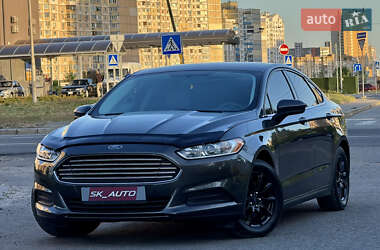 Седан Ford Fusion 2016 в Києві