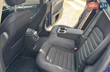 Седан Ford Fusion 2015 в 