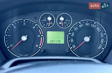 Хэтчбек Ford Fusion 2009 в 