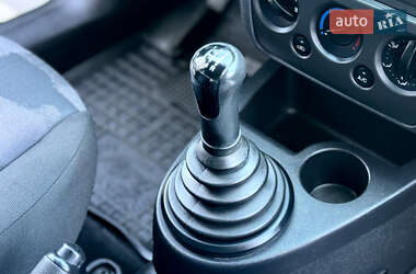 Хэтчбек Ford Fusion 2009 в 