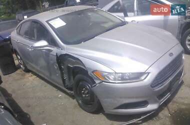 Седан Ford Fusion 2014 в 