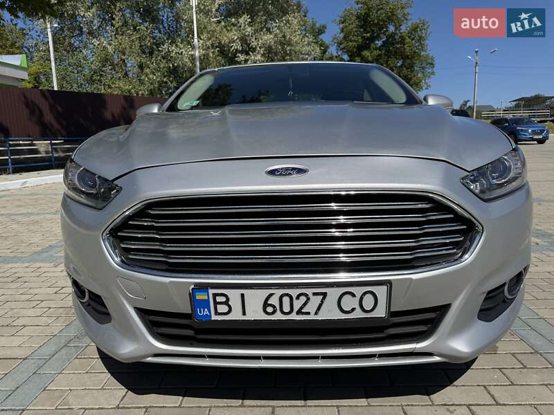 Седан Ford Fusion 2015 в Измаиле