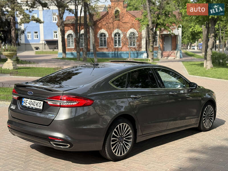 Седан Ford Fusion 2016 в Сумах