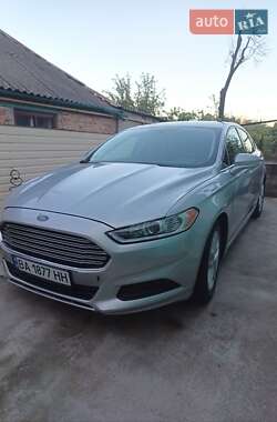 Седан Ford Fusion 2014 в 