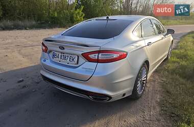 Седан Ford Fusion 2014 в 