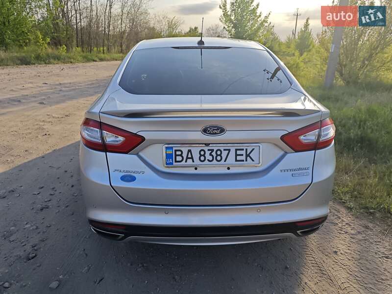 Седан Ford Fusion 2014 в Кропивницькому