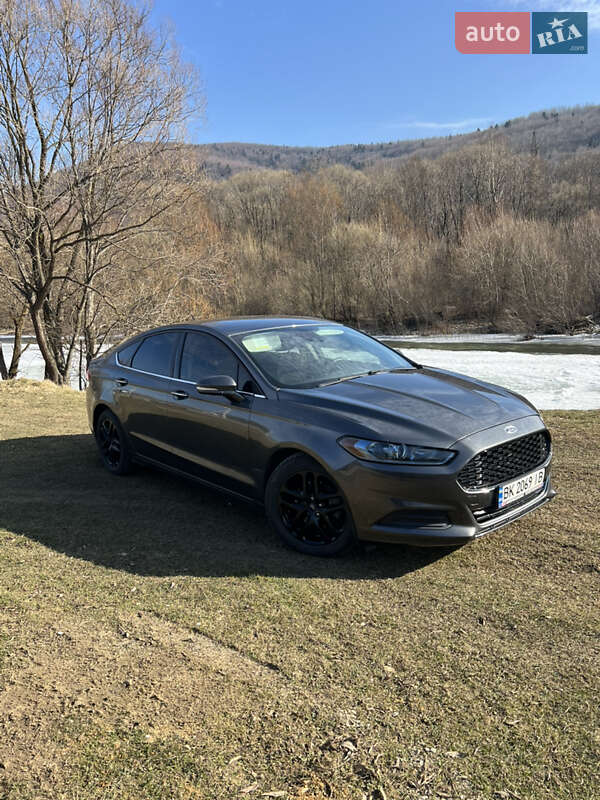 Седан Ford Fusion 2015 в Львове фото 3 Седан Ford Fusion 2015 в Львове