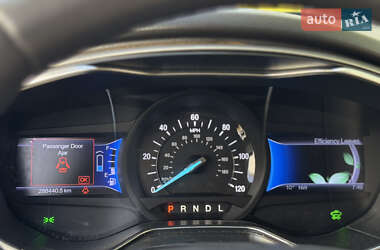 Седан Ford Fusion 2012 в 