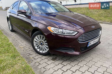 Седан Ford Fusion 2013 в 