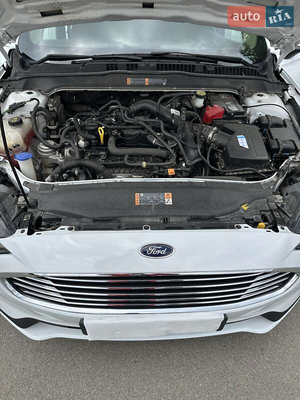 Седан Ford Fusion 2019 в Киеве фото 6 Седан Ford Fusion 2019 в Киеве