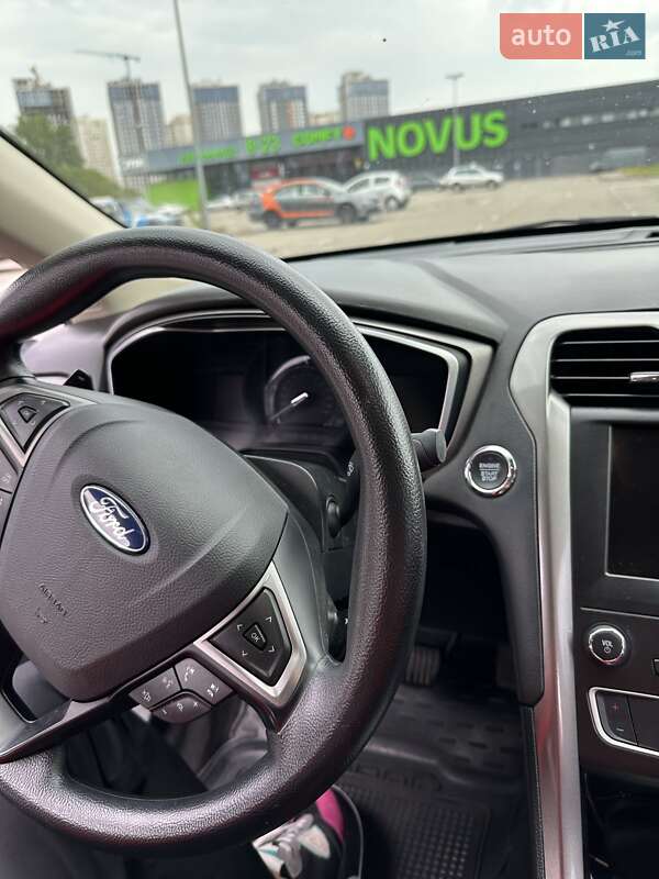 Седан Ford Fusion 2019 в Киеве фото 16 Седан Ford Fusion 2019 в Киеве