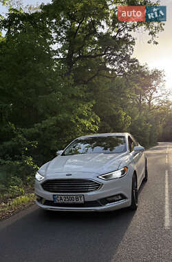Седан Ford Fusion 2016 в 