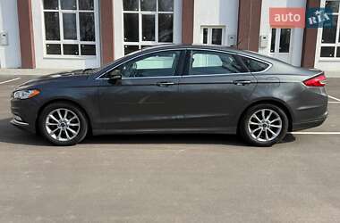 Седан Ford Fusion 2016 в 