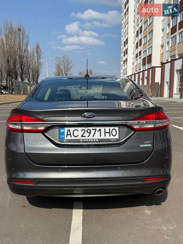 Седан Ford Fusion 2016 в Києві