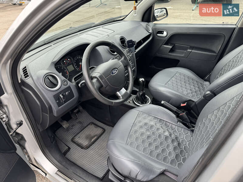Хэтчбек Ford Fusion 2011 в Киеве фото 12 Хэтчбек Ford Fusion 2011 в Киеве